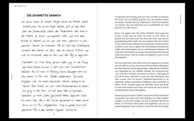 Aufgeschlagenes Buch. Links die Überschrift 'Die Zigarette Danach' und zwei Absätze in Handschrift, rehcts Fließtext